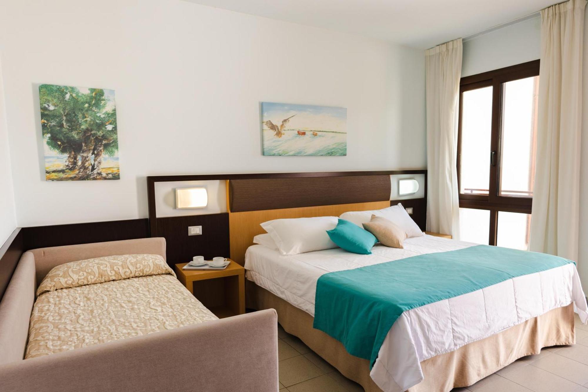Riva Marina Resort - Cdshotels Каровиньо Екстериор снимка