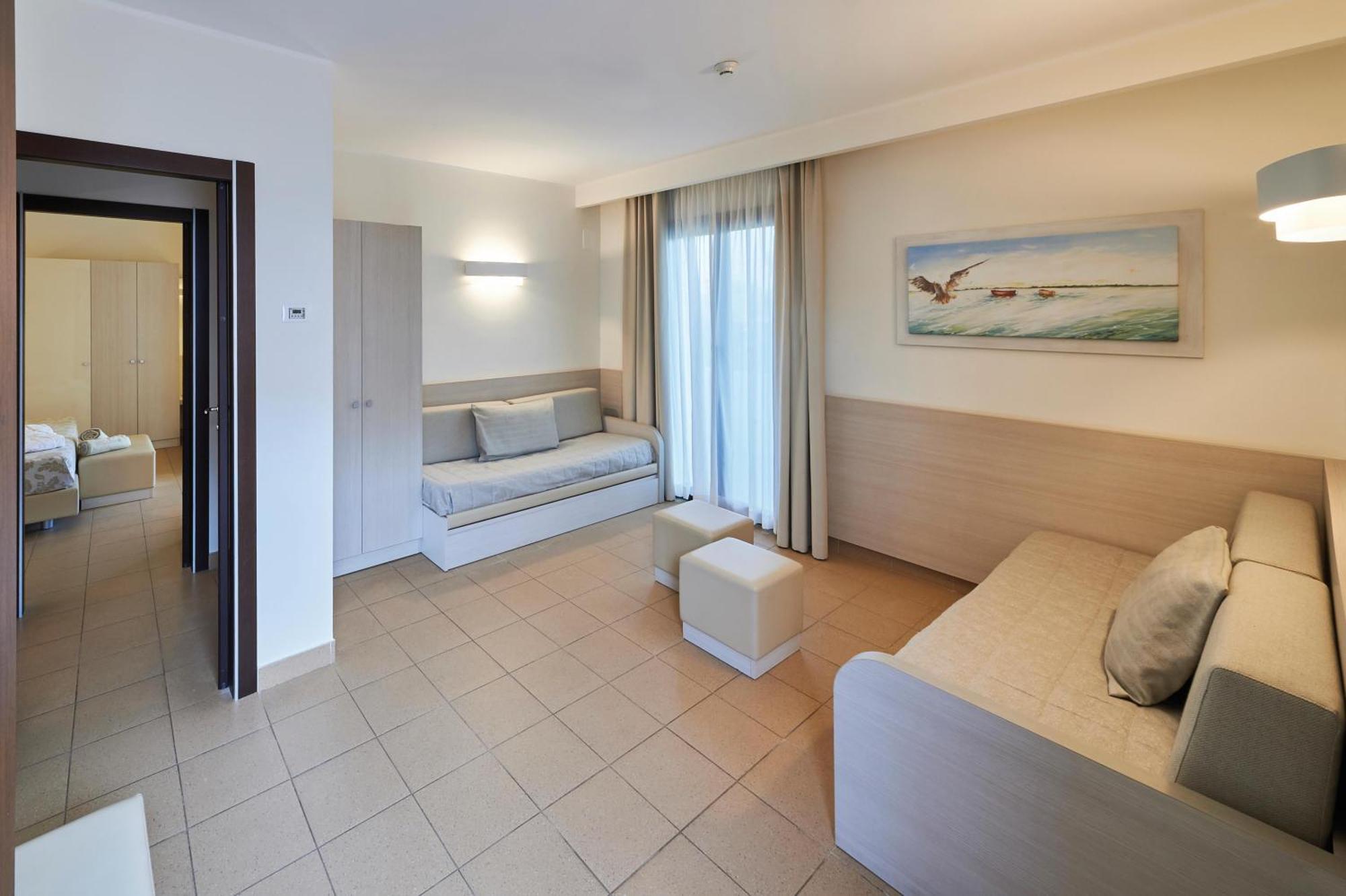 Riva Marina Resort - Cdshotels Каровиньо Екстериор снимка