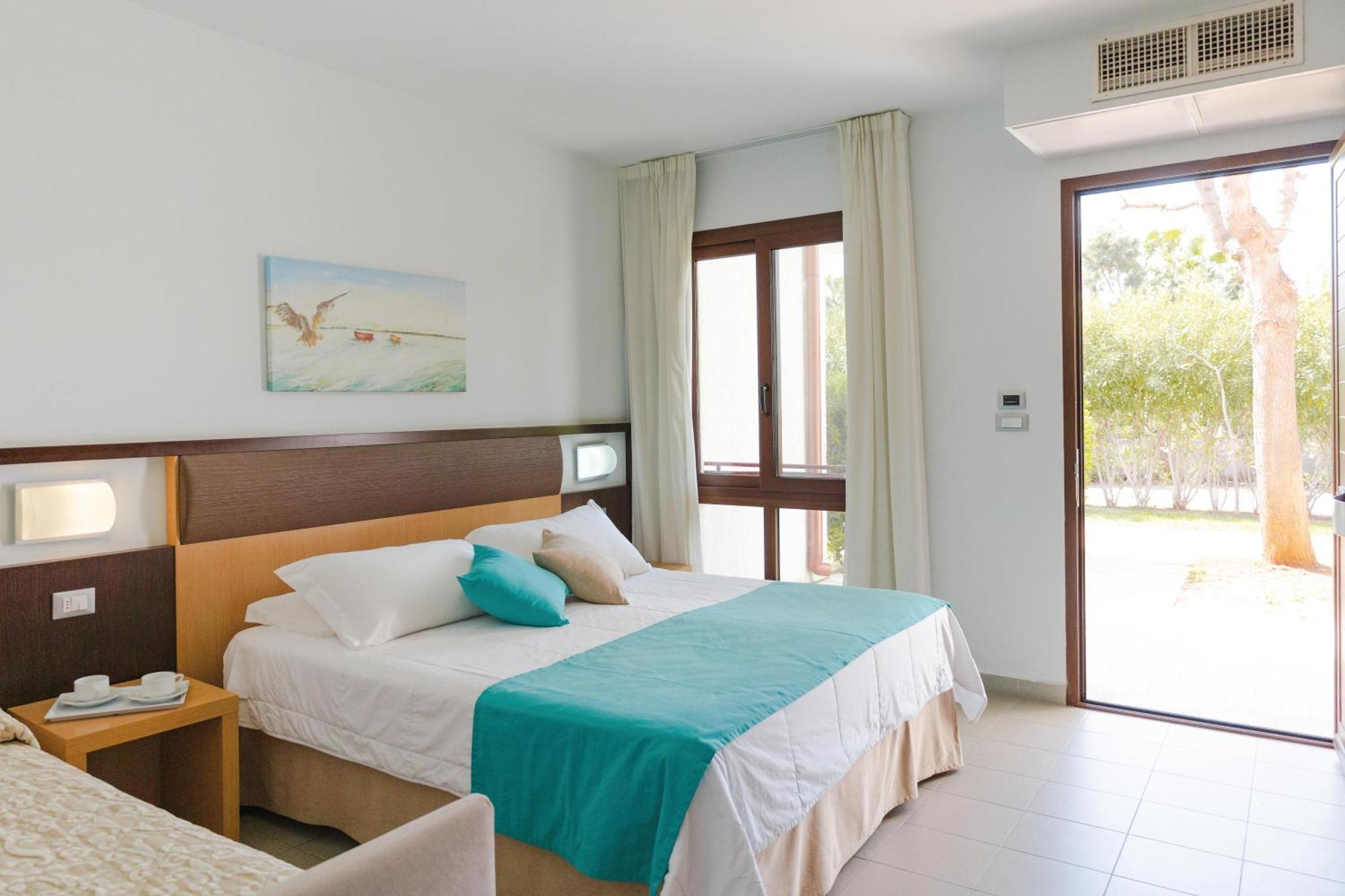 Riva Marina Resort - Cdshotels Каровиньо Екстериор снимка